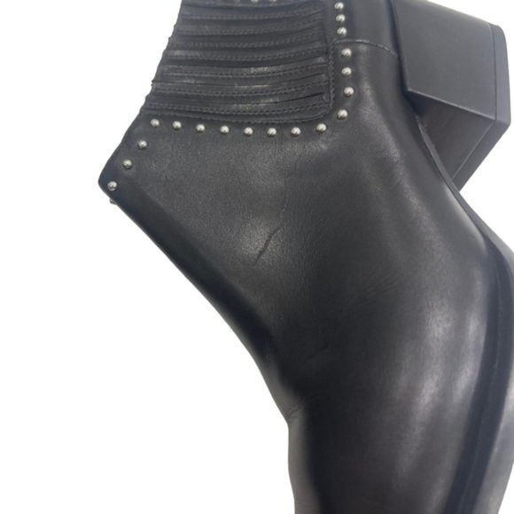 Givenchy Black Leather Studded Accents Chelsea Boots Size 37 Pointed Toe Silver - Picture 8 of 11